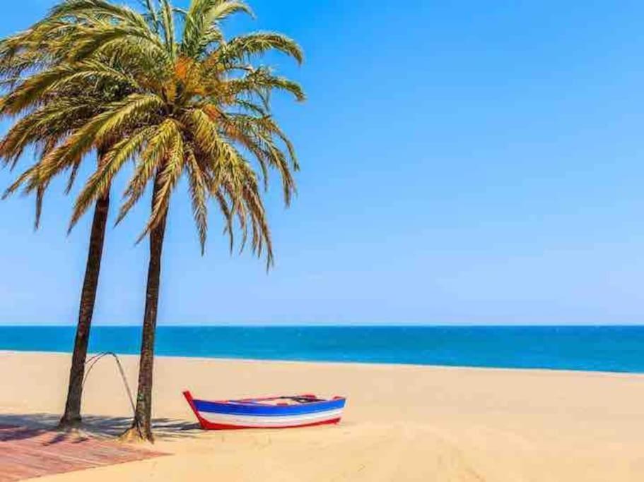 Lovely 1 Bedroom Apartment With Sea Views And Pool Estepona Kültér fotó