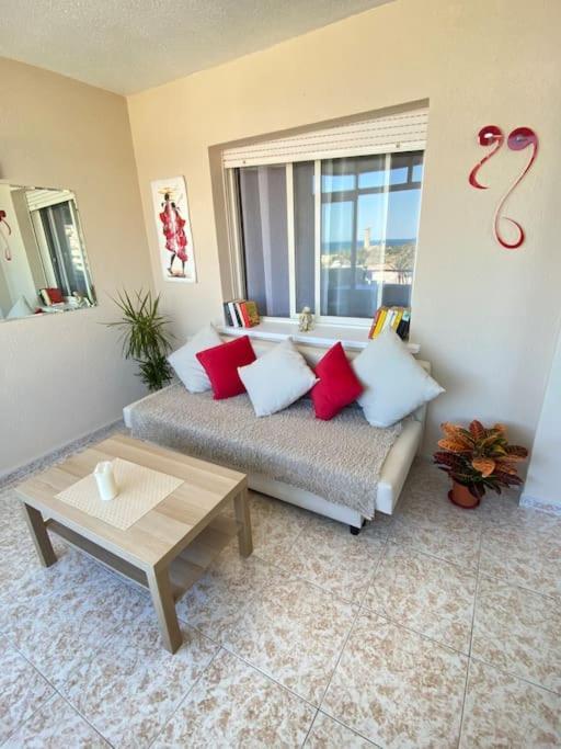 Lovely 1 Bedroom Apartment With Sea Views And Pool Estepona Kültér fotó