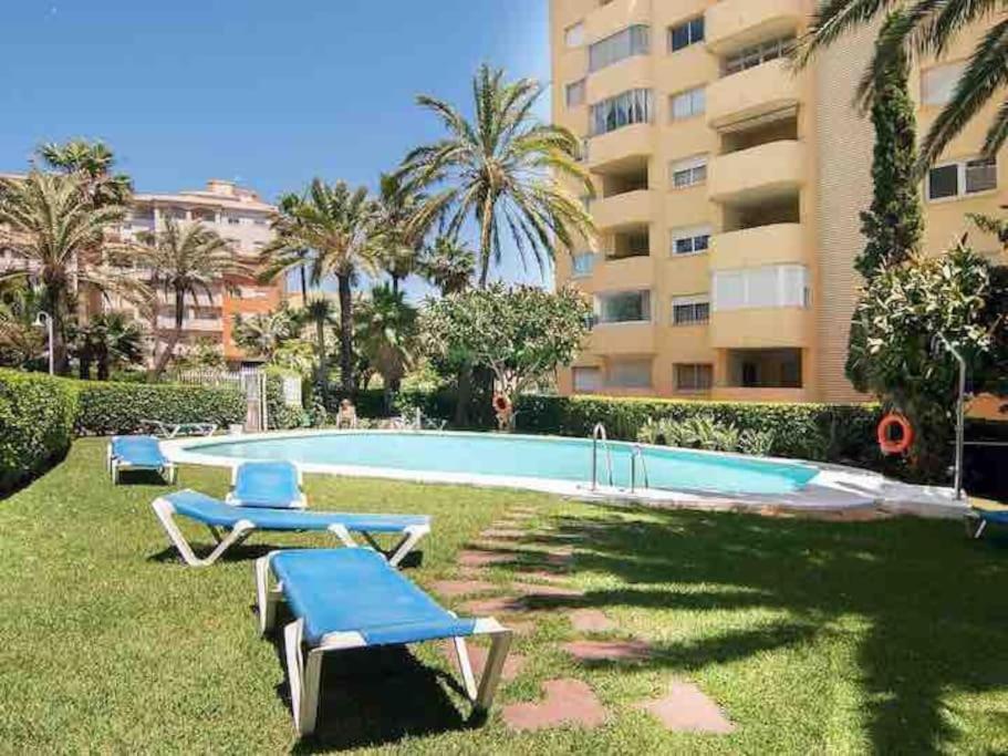 Lovely 1 Bedroom Apartment With Sea Views And Pool Estepona Kültér fotó
