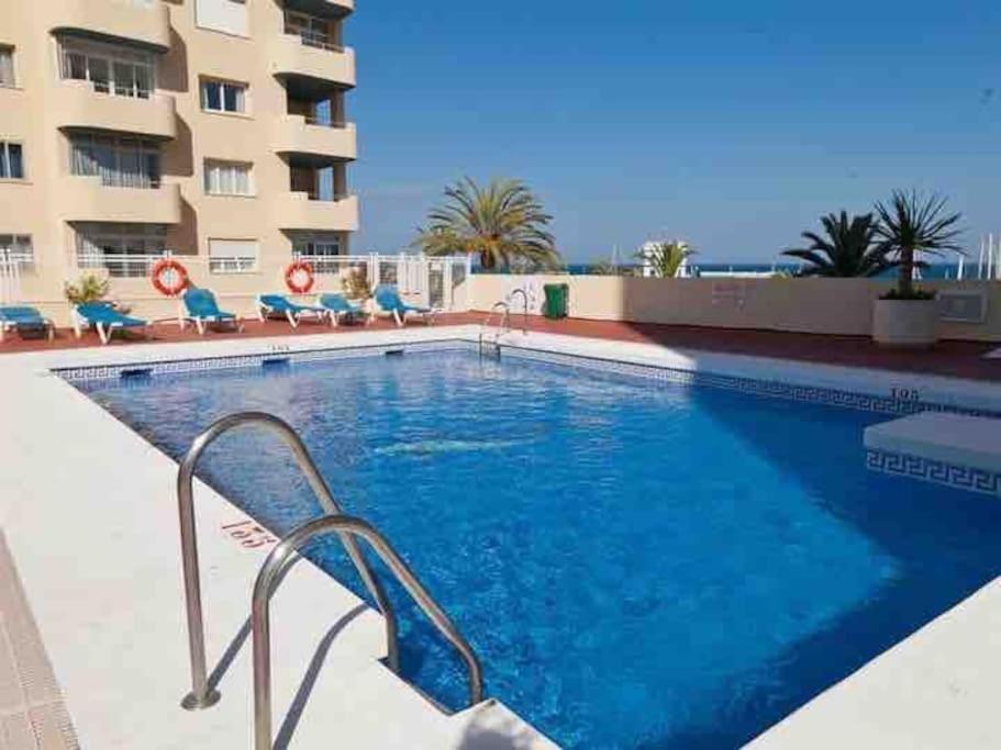 Lovely 1 Bedroom Apartment With Sea Views And Pool Estepona Kültér fotó